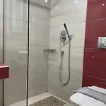 Olympia Hotel 2*