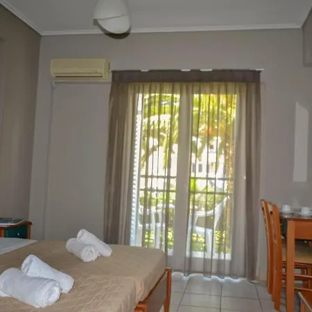 Olympia Hotel 2*