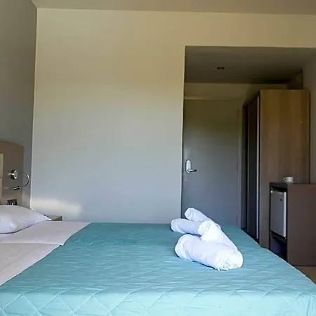 Olympia Hotel 2*