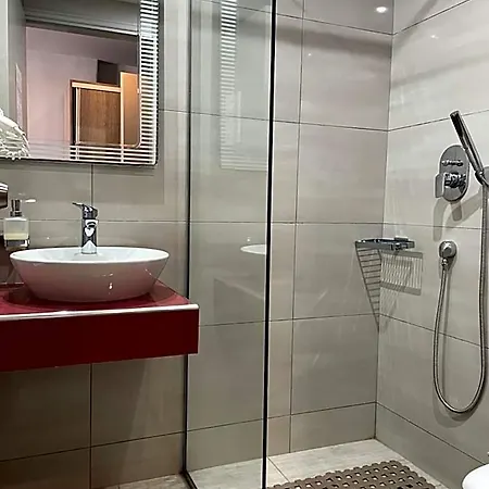 Hotel Olympia 2*